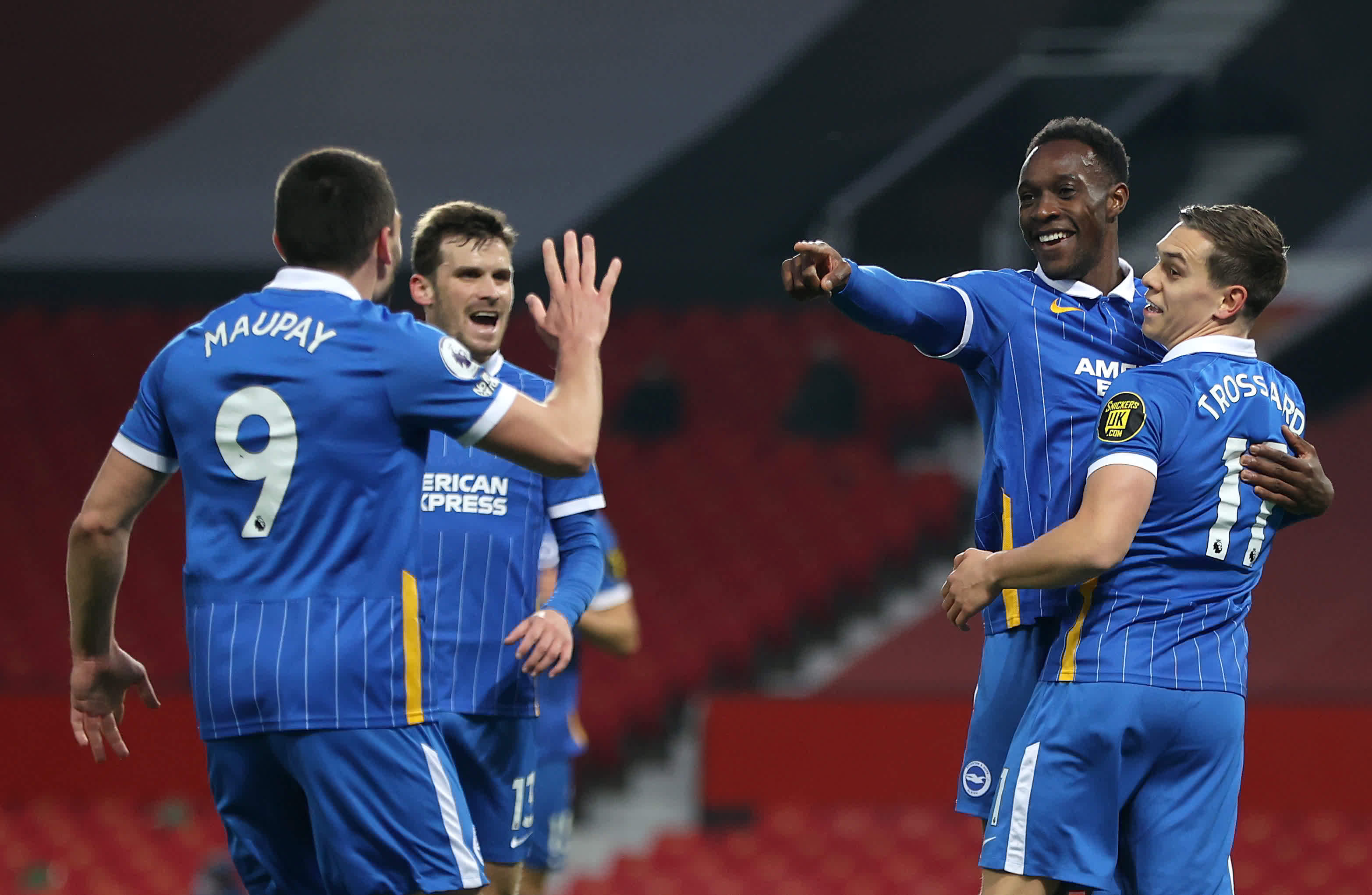 赛打下了坚 赛打下了坚